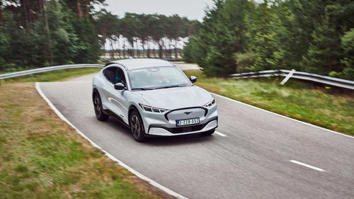 對多工廠進行投資 福特加速北美純電動化